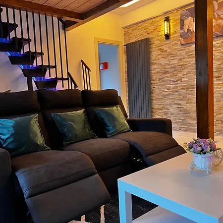 Elegance Loft Appartamento *